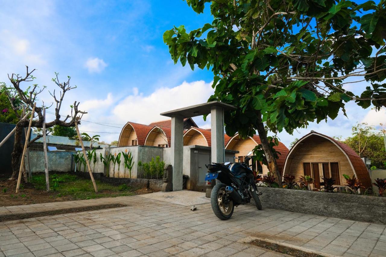 Puri Sadewa Balangan Apartment Jimbaran  Exterior photo